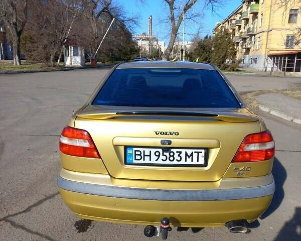 Вольво S40, об'ємом двигуна 2 л та пробігом 282 тис. км за 4900 $, фото 4 на Automoto.ua