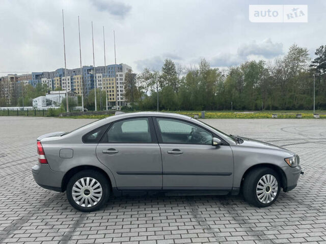 Вольво S40, об'ємом двигуна 1.8 л та пробігом 250 тис. км за 4600 $, фото 2 на Automoto.ua