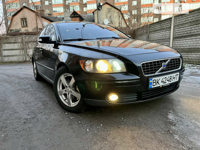 Вольво S40, об'ємом двигуна 2 л та пробігом 235 тис. км за 6200 $, фото 2 на Automoto.ua