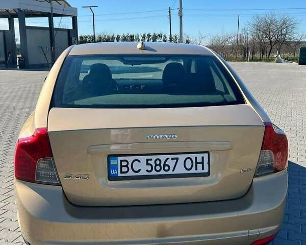 Вольво S40, об'ємом двигуна 1.6 л та пробігом 360 тис. км за 6100 $, фото 4 на Automoto.ua