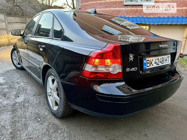 Вольво S40, об'ємом двигуна 2 л та пробігом 235 тис. км за 6200 $, фото 4 на Automoto.ua