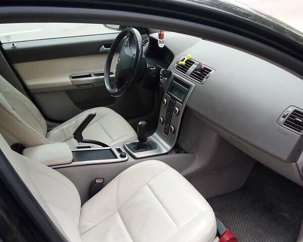 Вольво С40, объемом двигателя 1.6 л и пробегом 265 тыс. км за 6600 $, фото 25 на Automoto.ua