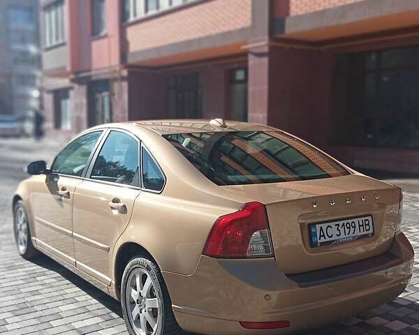 Вольво S40, об'ємом двигуна 2 л та пробігом 232 тис. км за 6600 $, фото 2 на Automoto.ua