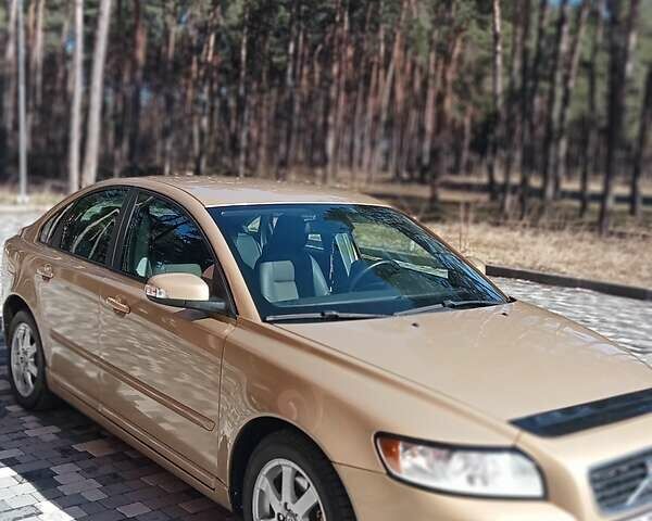 Вольво S40, об'ємом двигуна 2 л та пробігом 232 тис. км за 6600 $, фото 1 на Automoto.ua