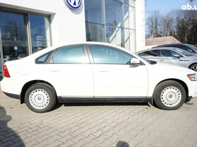 Вольво С40, объемом двигателя 1.6 л и пробегом 206 тыс. км за 6999 $, фото 9 на Automoto.ua