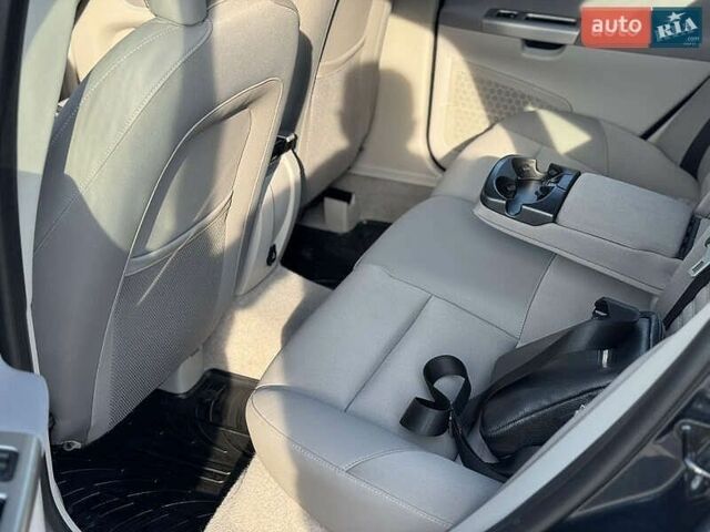 Вольво S40, об'ємом двигуна 2 л та пробігом 250 тис. км за 6900 $, фото 6 на Automoto.ua