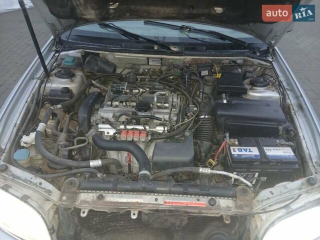 Серый Вольво С40, объемом двигателя 1.95 л и пробегом 375 тыс. км за 3100 $, фото 9 на Automoto.ua