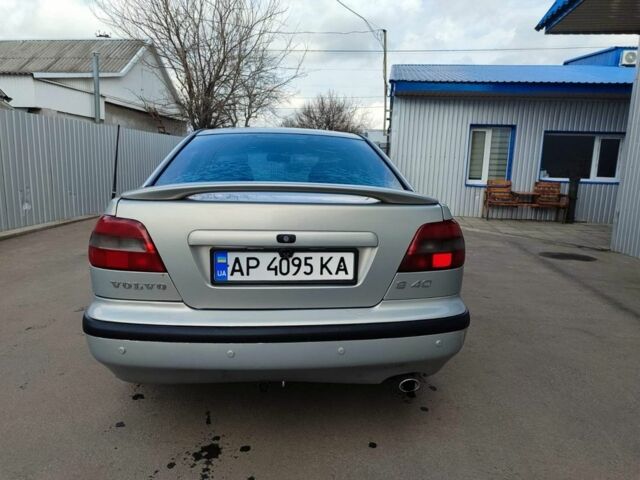 Вольво С40 1998 в Киеве на Automoto.ua Серый Вольво С40, объемом двигателя 1.7 л и пробегом 390 тыс. км за 3200 $, фото 12 на Automoto.ua