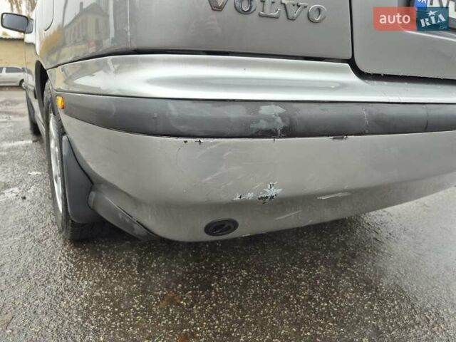 Сірий Вольво S40, об'ємом двигуна 1.98 л та пробігом 295 тис. км за 3300 $, фото 25 на Automoto.ua