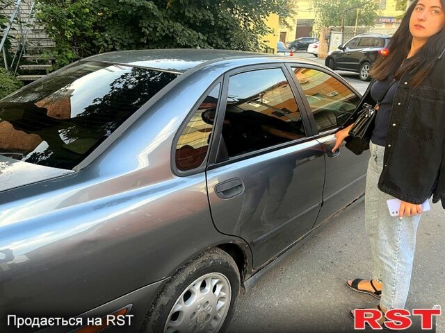 Сірий Вольво S40, об'ємом двигуна 1.8 л та пробігом 357 тис. км за 2600 $, фото 2 на Automoto.ua