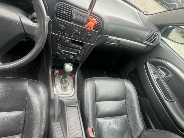 Серый Вольво С40, объемом двигателя 1.8 л и пробегом 300 тыс. км за 3300 $, фото 7 на Automoto.ua