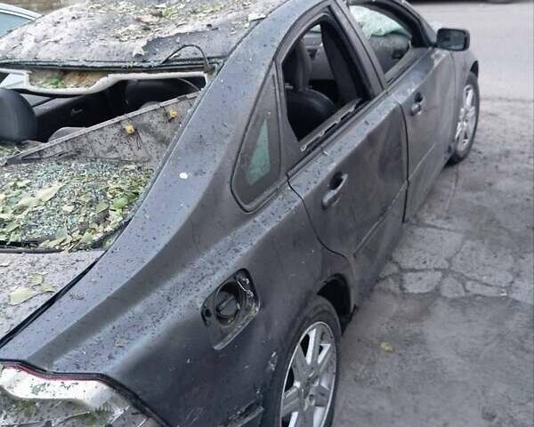 Серый Вольво С40, объемом двигателя 2 л и пробегом 20 тыс. км за 3000 $, фото 5 на Automoto.ua