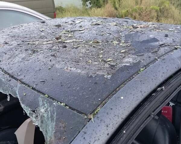 Серый Вольво С40, объемом двигателя 2 л и пробегом 20 тыс. км за 3000 $, фото 2 на Automoto.ua