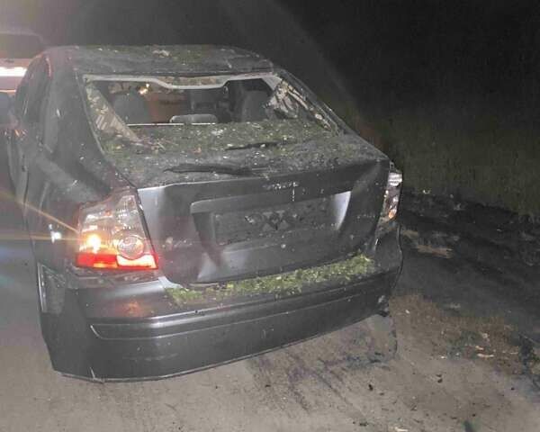 Серый Вольво С40, объемом двигателя 2 л и пробегом 20 тыс. км за 3000 $, фото 4 на Automoto.ua