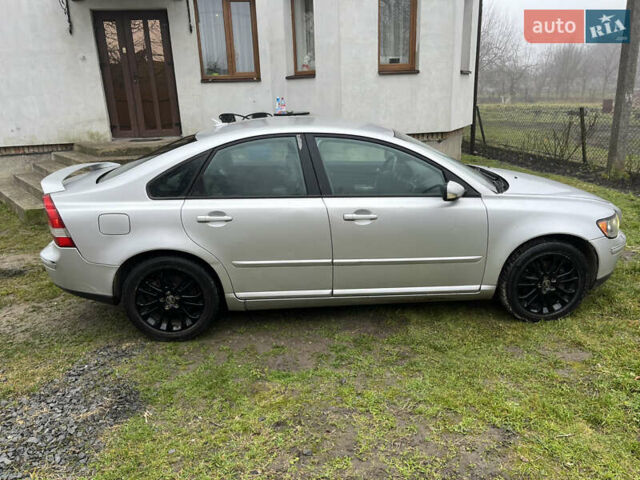 Сірий Вольво S40, об'ємом двигуна 2 л та пробігом 365 тис. км за 3599 $, фото 6 на Automoto.ua