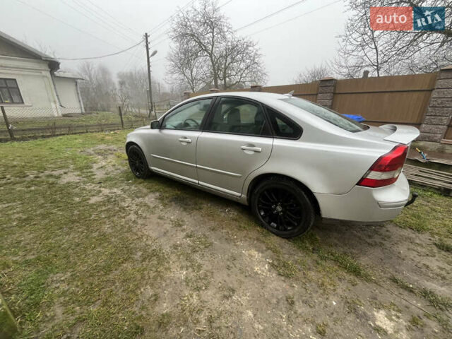 Сірий Вольво S40, об'ємом двигуна 2 л та пробігом 365 тис. км за 3599 $, фото 5 на Automoto.ua