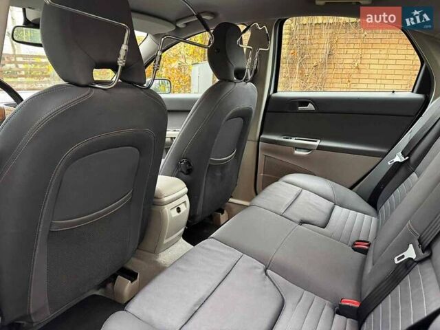 Сірий Вольво S40, об'ємом двигуна 2.4 л та пробігом 280 тис. км за 7490 $, фото 21 на Automoto.ua