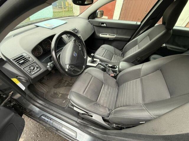 Сірий Вольво S40, об'ємом двигуна 1.6 л та пробігом 414 тис. км за 952 $, фото 7 на Automoto.ua