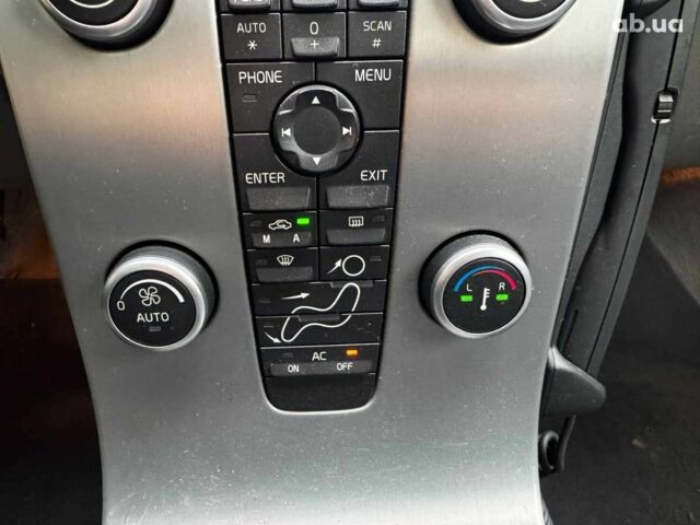 Сірий Вольво S40, об'ємом двигуна 2.4 л та пробігом 280 тис. км за 7490 $, фото 18 на Automoto.ua