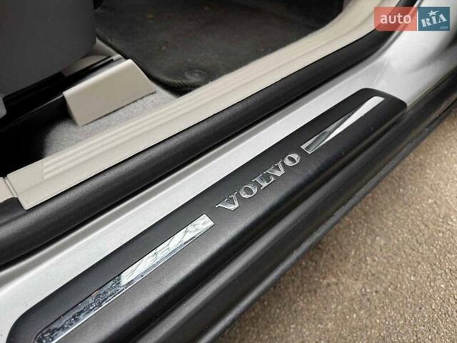 Сірий Вольво S40, об'ємом двигуна 2.4 л та пробігом 280 тис. км за 7490 $, фото 29 на Automoto.ua