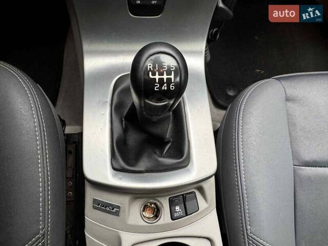 Сірий Вольво S40, об'ємом двигуна 2.4 л та пробігом 280 тис. км за 7490 $, фото 19 на Automoto.ua