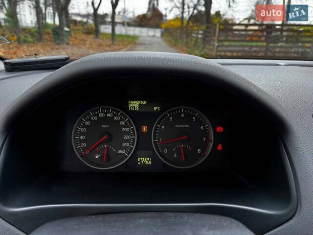 Сірий Вольво S40, об'ємом двигуна 2.4 л та пробігом 280 тис. км за 7490 $, фото 15 на Automoto.ua