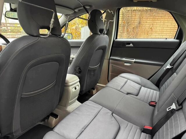 Серый Вольво С40, объемом двигателя 2.4 л и пробегом 280 тыс. км за 6440 $, фото 22 на Automoto.ua