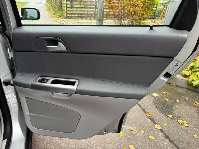 Серый Вольво С40, объемом двигателя 2.4 л и пробегом 280 тыс. км за 6440 $, фото 23 на Automoto.ua