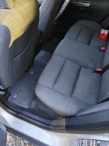 Серый Вольво С40, объемом двигателя 1.8 л и пробегом 208 тыс. км за 6500 $, фото 3 на Automoto.ua