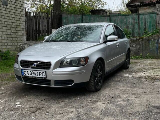 Сірий Вольво S40, об'ємом двигуна 0.24 л та пробігом 195 тис. км за 6100 $, фото 1 на Automoto.ua