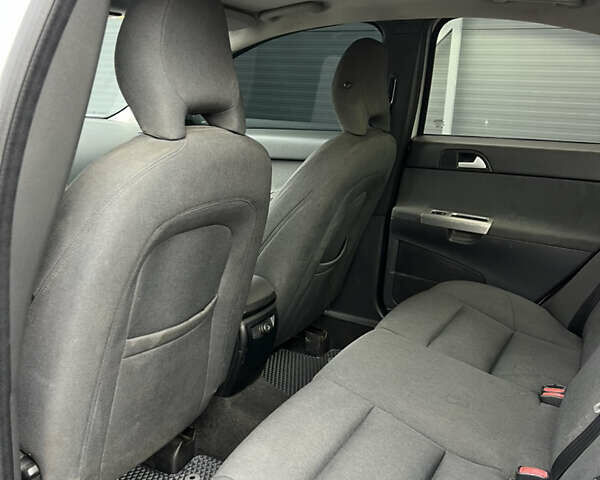 Серый Вольво С40, объемом двигателя 1.8 л и пробегом 208 тыс. км за 6500 $, фото 20 на Automoto.ua