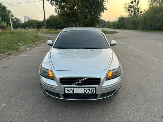 Сірий Вольво S40, об'ємом двигуна 1.6 л та пробігом 350 тис. км за 2850 $, фото 7 на Automoto.ua