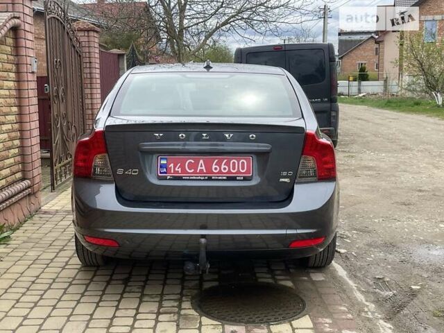 Сірий Вольво S40, об'ємом двигуна 1.6 л та пробігом 230 тис. км за 7700 $, фото 7 на Automoto.ua