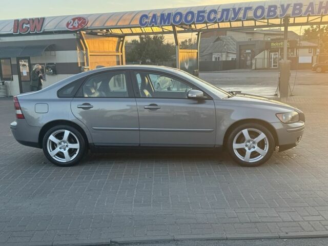 Сірий Вольво S40, об'ємом двигуна 1.6 л та пробігом 280 тис. км за 2962 $, фото 4 на Automoto.ua