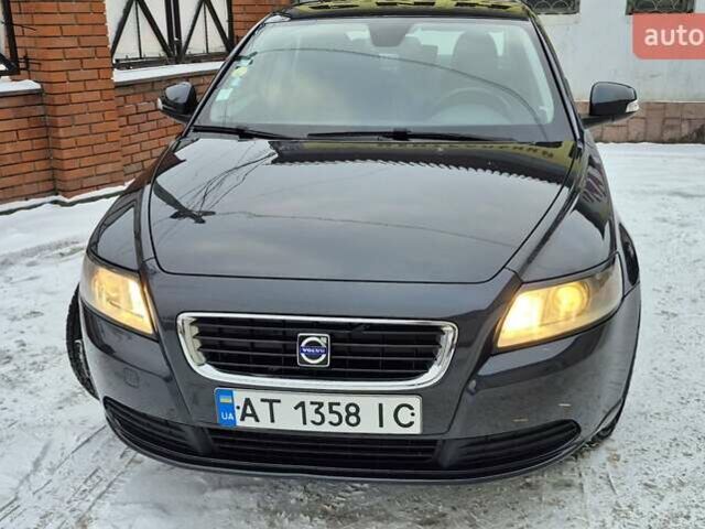 Серый Вольво С40, объемом двигателя 1.6 л и пробегом 246 тыс. км за 7250 $, фото 16 на Automoto.ua