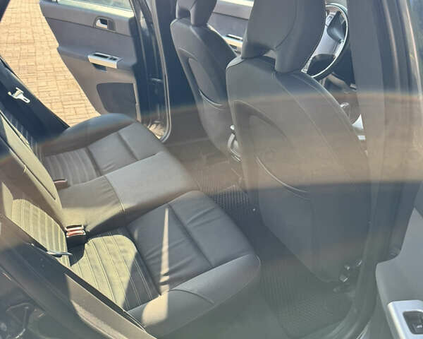 Сірий Вольво S40, об'ємом двигуна 1.56 л та пробігом 300 тис. км за 7800 $, фото 12 на Automoto.ua