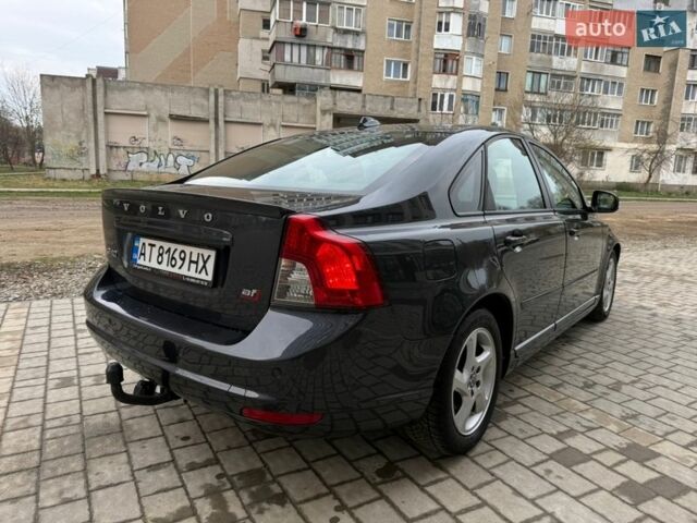 Серый Вольво С40, объемом двигателя 1.6 л и пробегом 267 тыс. км за 7995 $, фото 8 на Automoto.ua