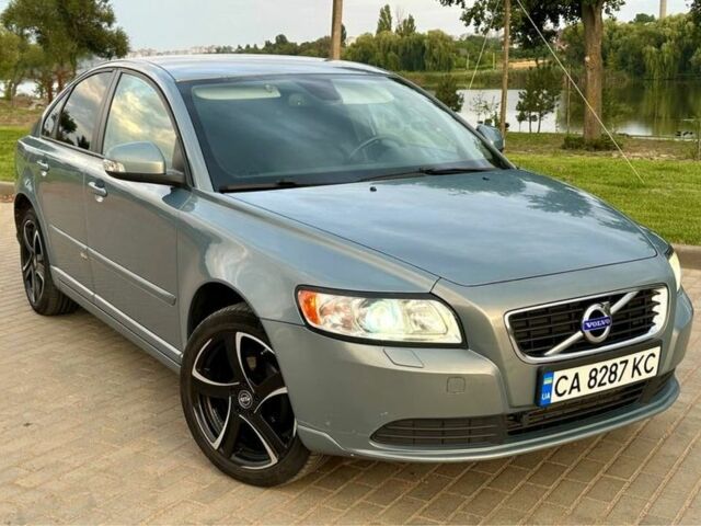 Сірий Вольво S40, об'ємом двигуна 1.6 л та пробігом 230 тис. км за 7600 $, фото 4 на Automoto.ua
