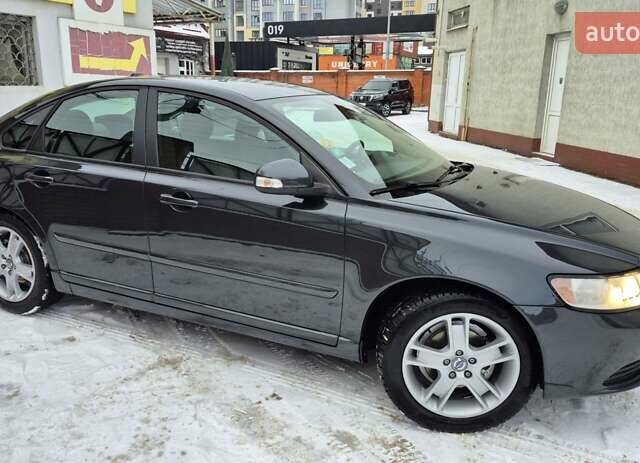 Серый Вольво С40, объемом двигателя 1.6 л и пробегом 246 тыс. км за 7250 $, фото 28 на Automoto.ua