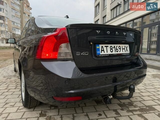 Серый Вольво С40, объемом двигателя 1.6 л и пробегом 267 тыс. км за 7995 $, фото 19 на Automoto.ua