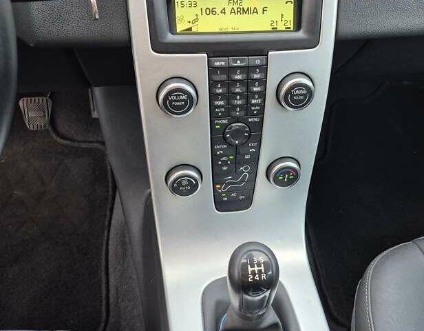 Серый Вольво С40, объемом двигателя 1.6 л и пробегом 246 тыс. км за 7250 $, фото 9 на Automoto.ua