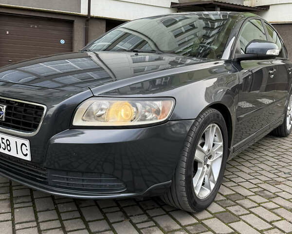 Сірий Вольво S40, об'ємом двигуна 1.6 л та пробігом 244 тис. км за 6999 $, фото 1 на Automoto.ua