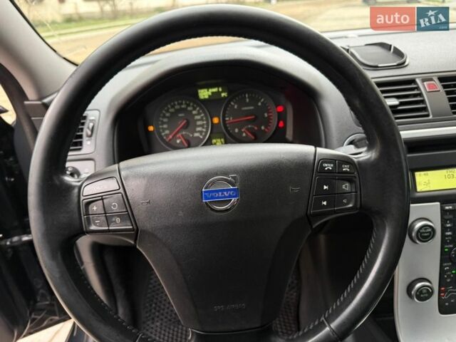 Серый Вольво С40, объемом двигателя 1.6 л и пробегом 267 тыс. км за 7995 $, фото 33 на Automoto.ua