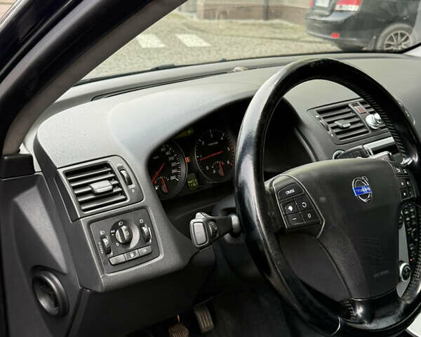 Сірий Вольво S40, об'ємом двигуна 1.6 л та пробігом 244 тис. км за 6999 $, фото 19 на Automoto.ua