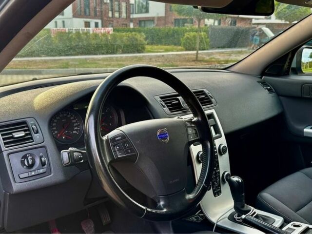 Сірий Вольво S40, об'ємом двигуна 1.6 л та пробігом 230 тис. км за 7600 $, фото 5 на Automoto.ua