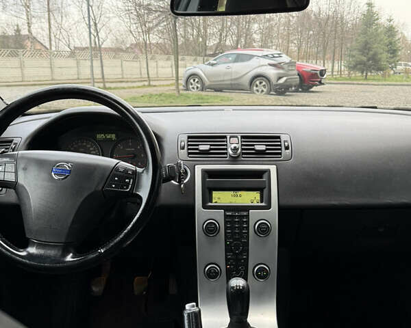 Сірий Вольво S40, об'ємом двигуна 1.6 л та пробігом 244 тис. км за 6999 $, фото 7 на Automoto.ua