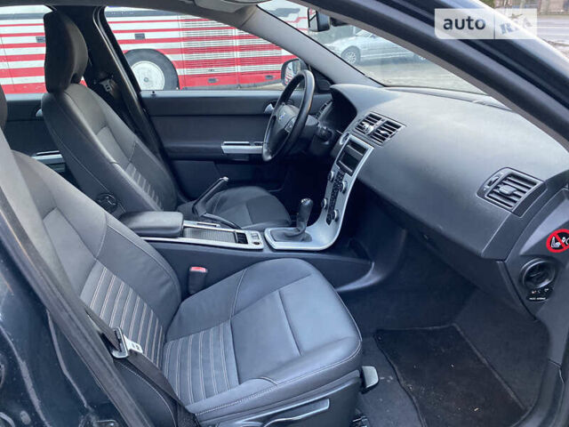 Сірий Вольво S40, об'ємом двигуна 1.6 л та пробігом 242 тис. км за 6799 $, фото 16 на Automoto.ua