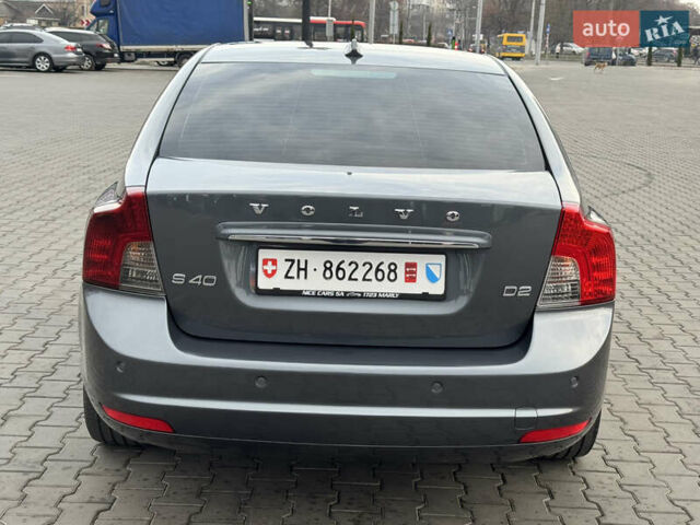 Серый Вольво С40, объемом двигателя 1.6 л и пробегом 227 тыс. км за 9699 $, фото 25 на Automoto.ua