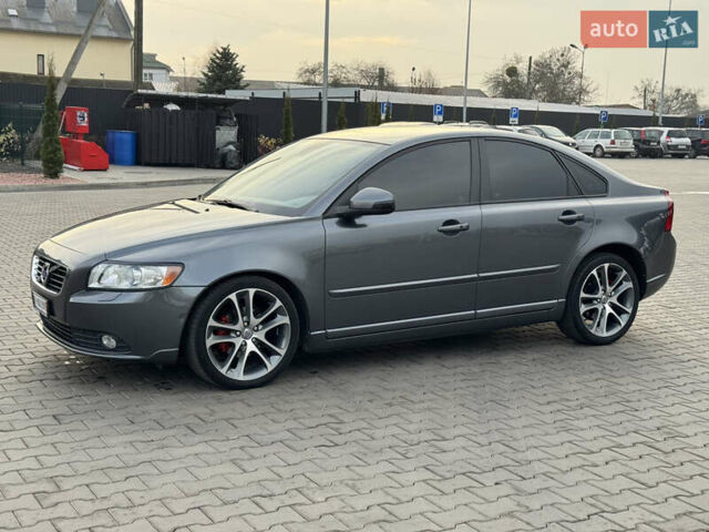 Серый Вольво С40, объемом двигателя 1.6 л и пробегом 227 тыс. км за 9699 $, фото 18 на Automoto.ua