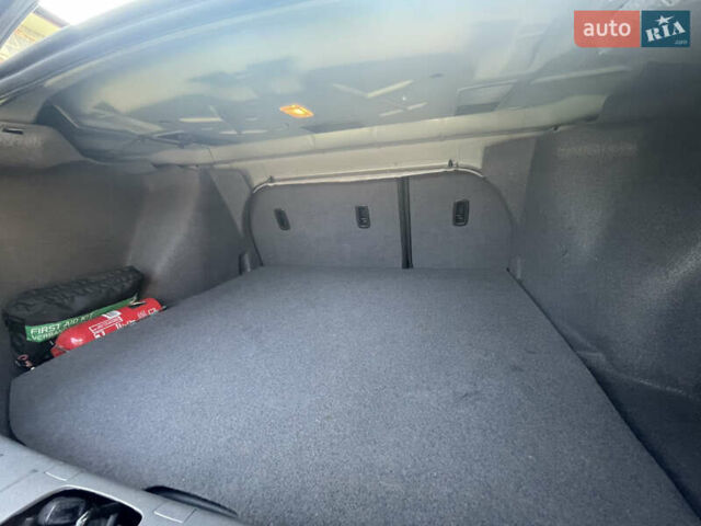 Сірий Вольво S40, об'ємом двигуна 1.56 л та пробігом 198 тис. км за 8500 $, фото 16 на Automoto.ua